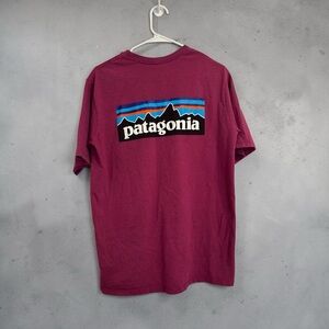 Patagonia Men's Short-Sleeve Logo Tee - Deep Berry